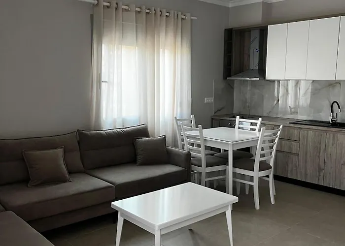 Family Guest Sarandë