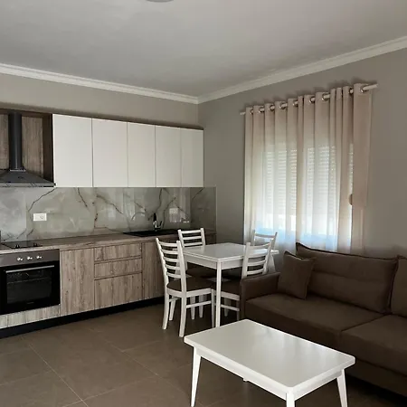 Apartament Family Guest Saranda
