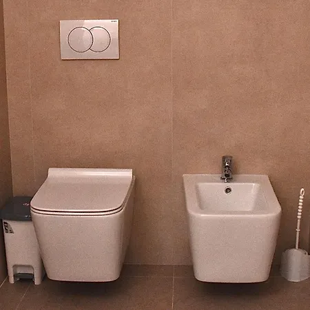 Family Guest Apartament Saranda