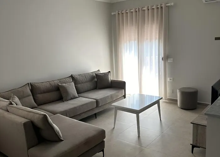 Family Guest Saranda